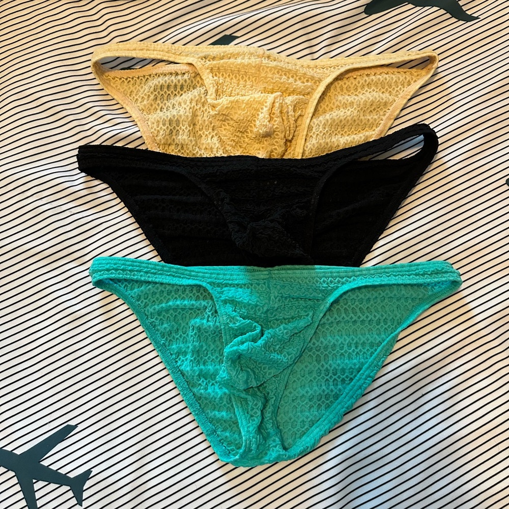 Men’s knitted texture bikini brief. USA Medium